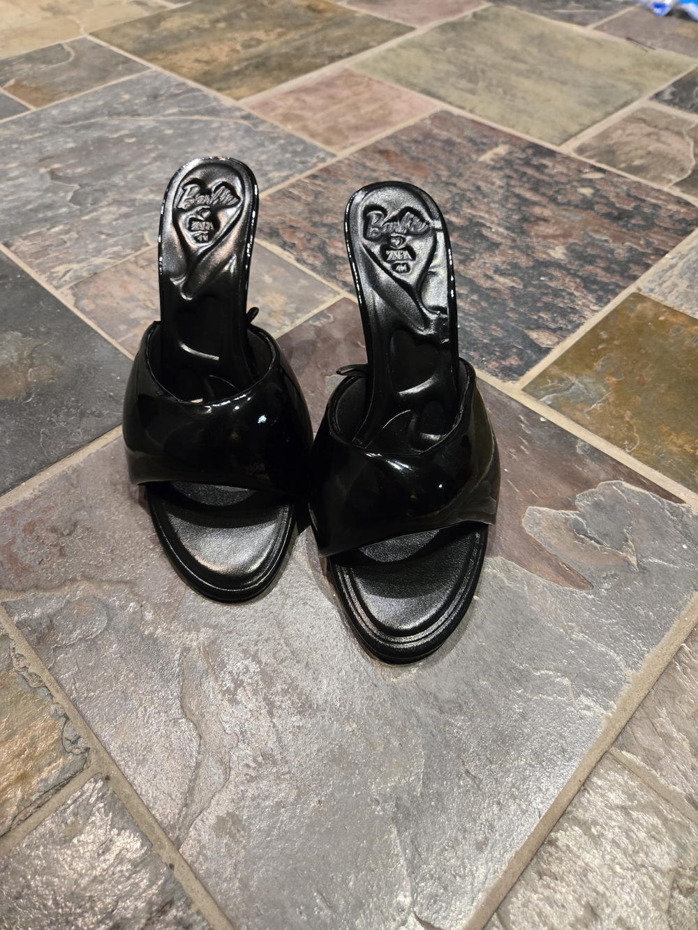 Barbie X Zara Women’s Black Patent Open-Toe Slide Heels